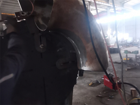 對(duì)焊管件自動(dòng)焊接機(jī)