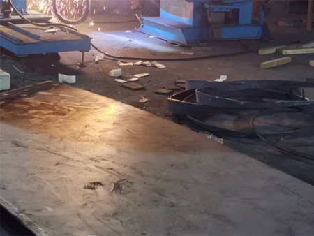 對焊彎頭平口機